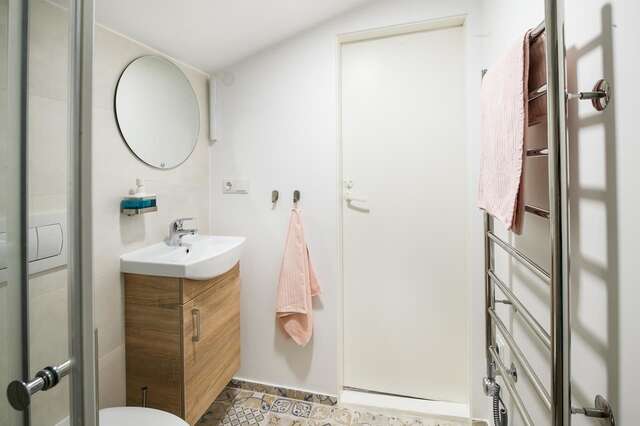 Апартаменты Cozy Studio Mansard Riga Old Town Aptartment, AC Рига-19